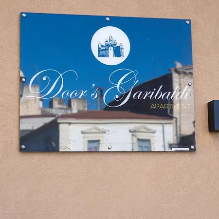 Door's Garibaldi Catánia